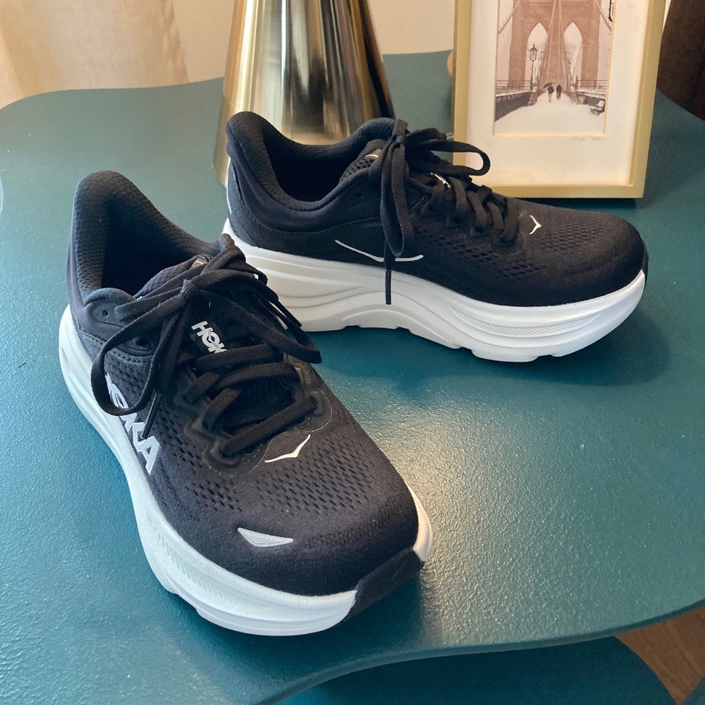 Hoka Bondi 9 Size 6 Wide